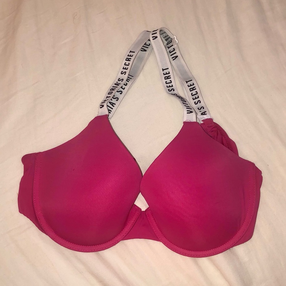 VICTORIA’S SECRET 34C